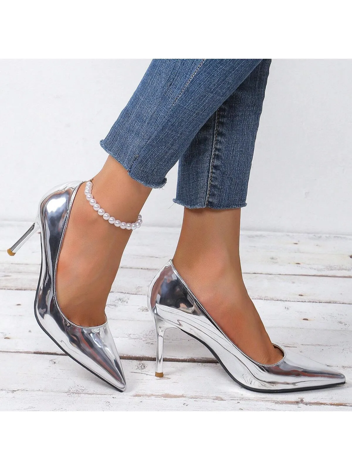 2024 Fashion High-Heeled Shoes, Pointed Toe Metallic Silver With Electroplated Gold Heels For Women