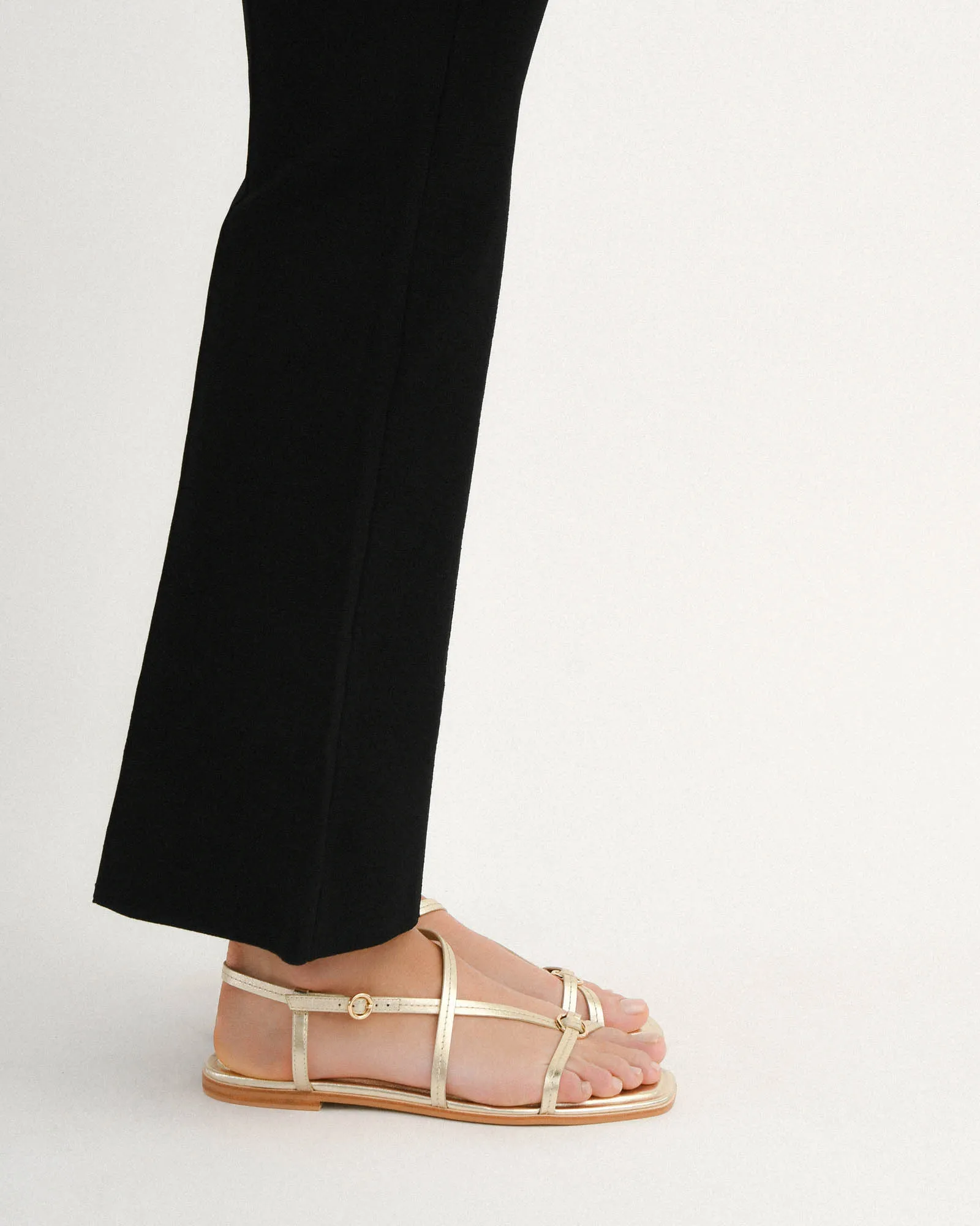 ADDI FLAT SANDALS SOFT GOLD LEATHER