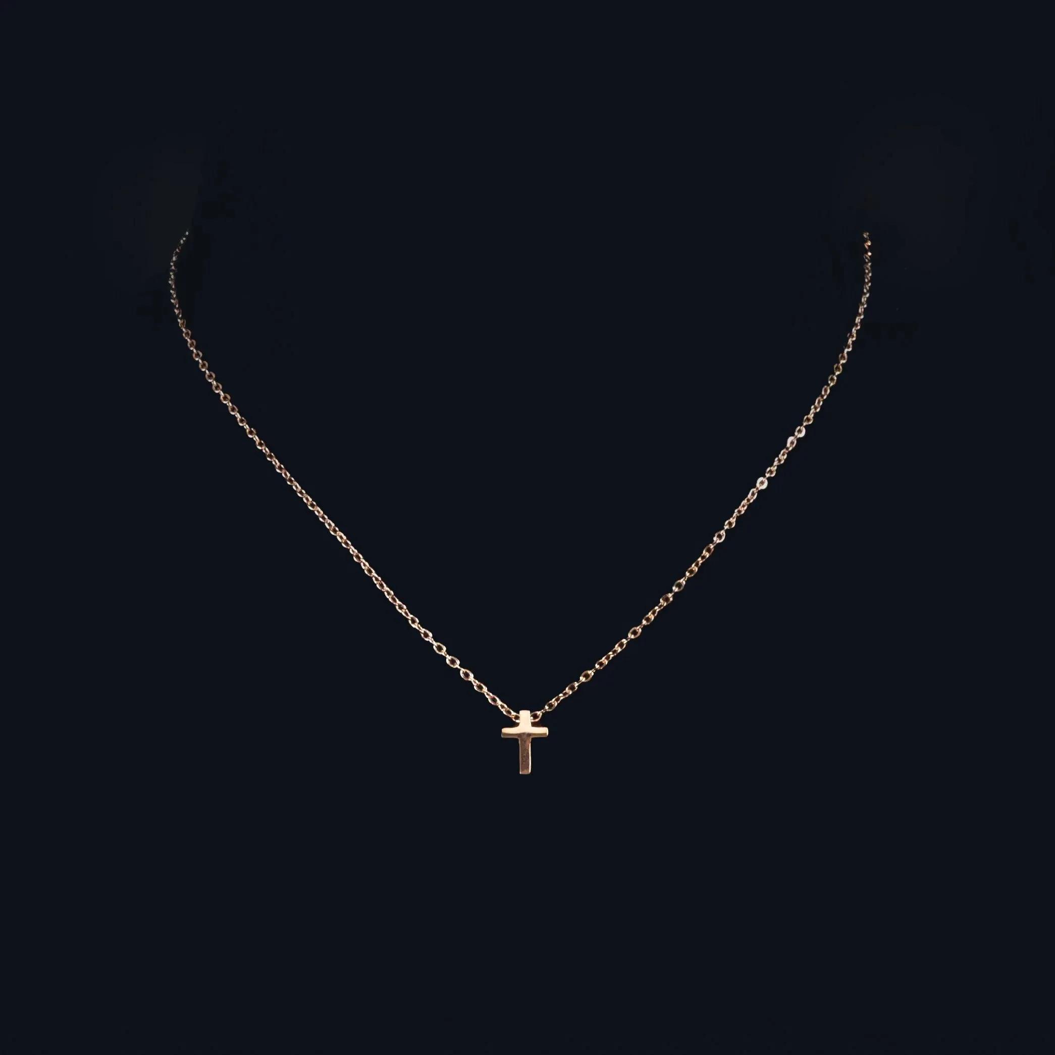 Aneurin Small Crucifix Pendant & Chain