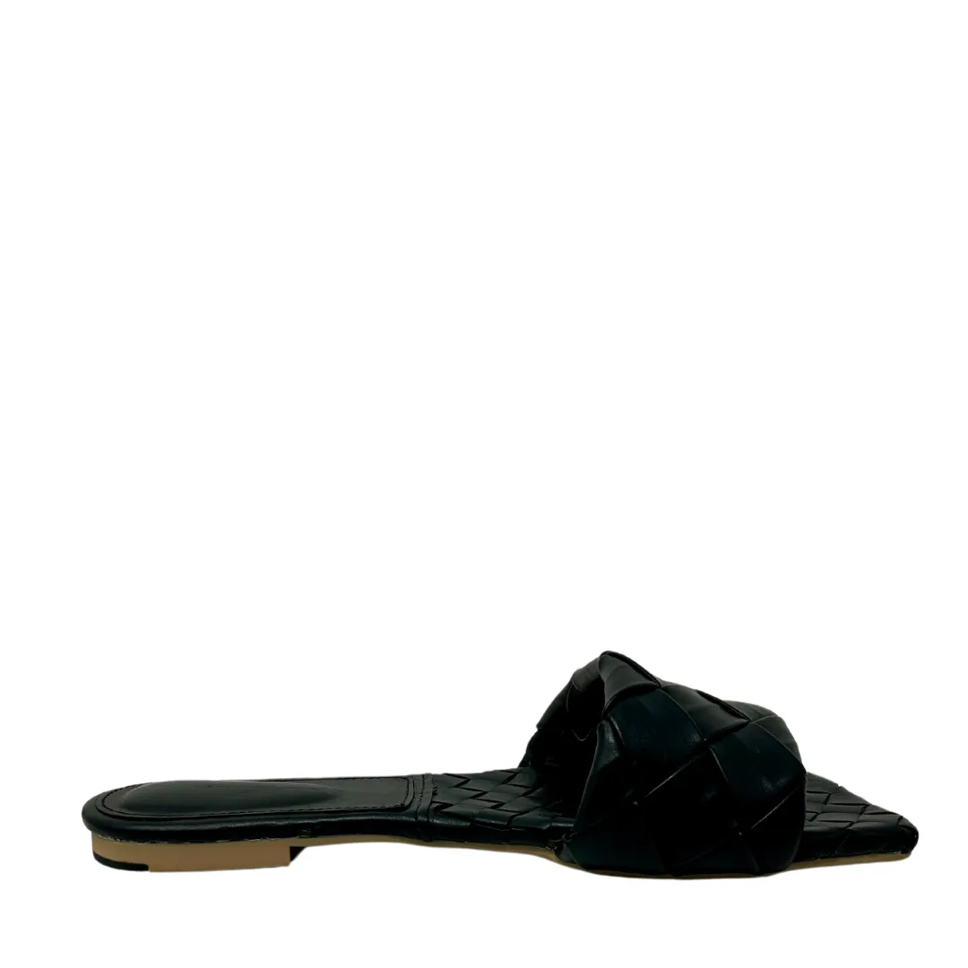 Bottega Veneta Flat Sandals- Size 40