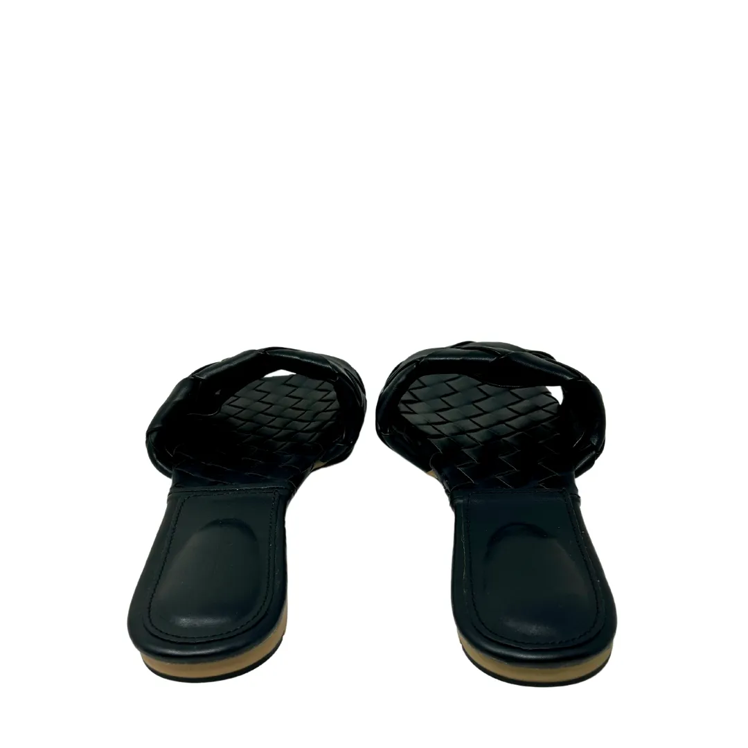 Bottega Veneta Flat Sandals- Size 40