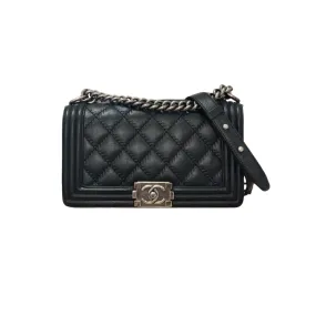 Caviar Quilted Old Medium Boy Flap Black RHW