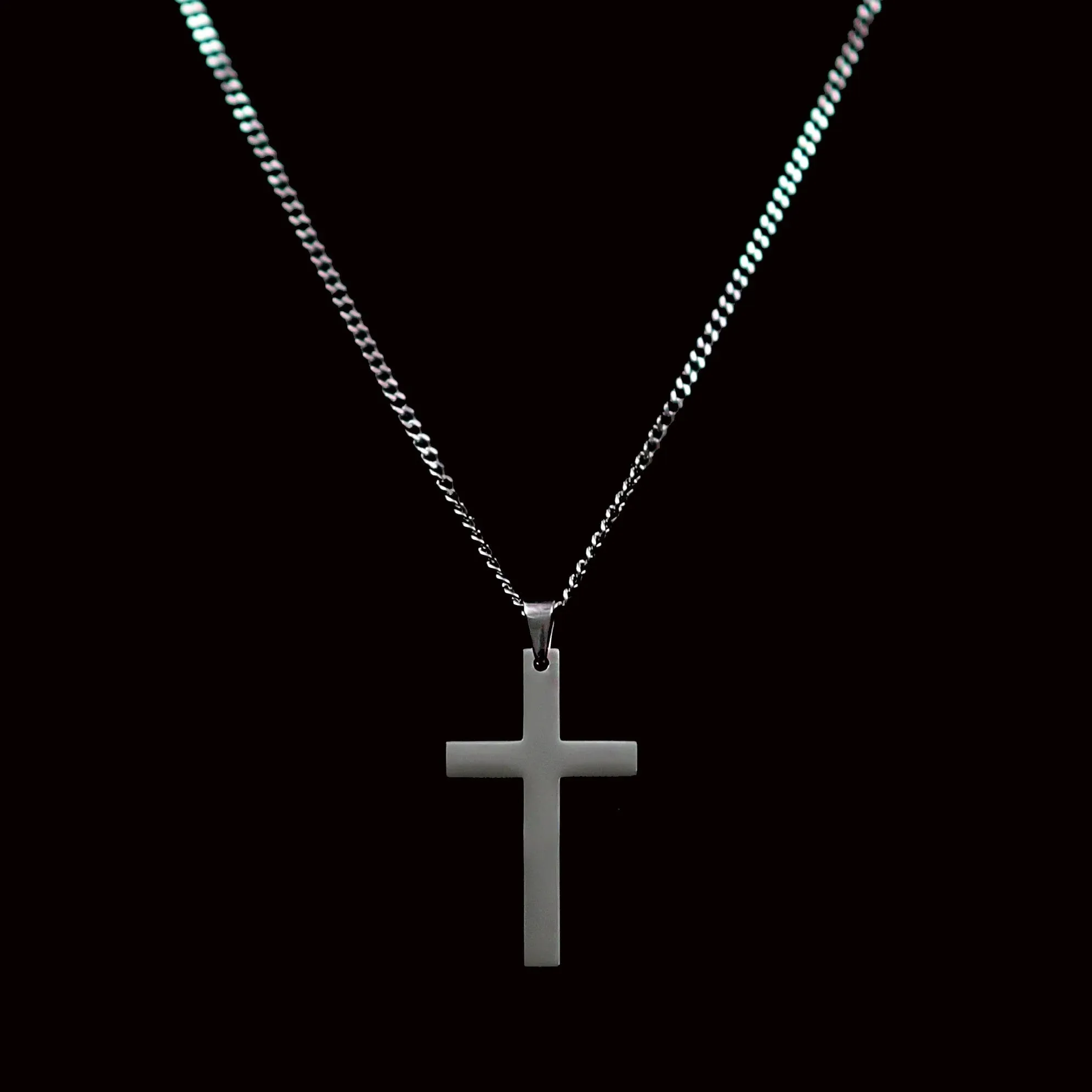 Eugenio Chain Necklace with Pendant