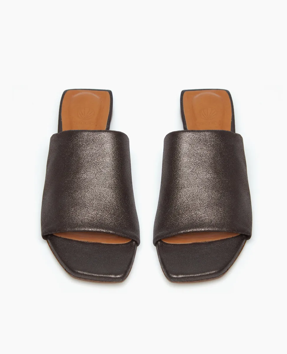 Ferhana Sandal