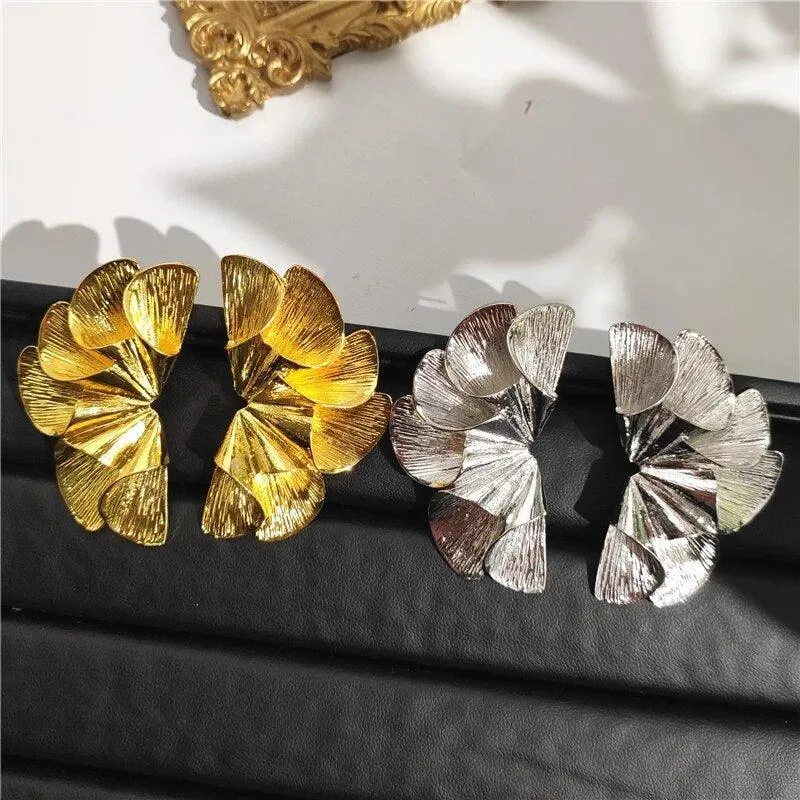 Iana Fan-shaped Leaf Earrings