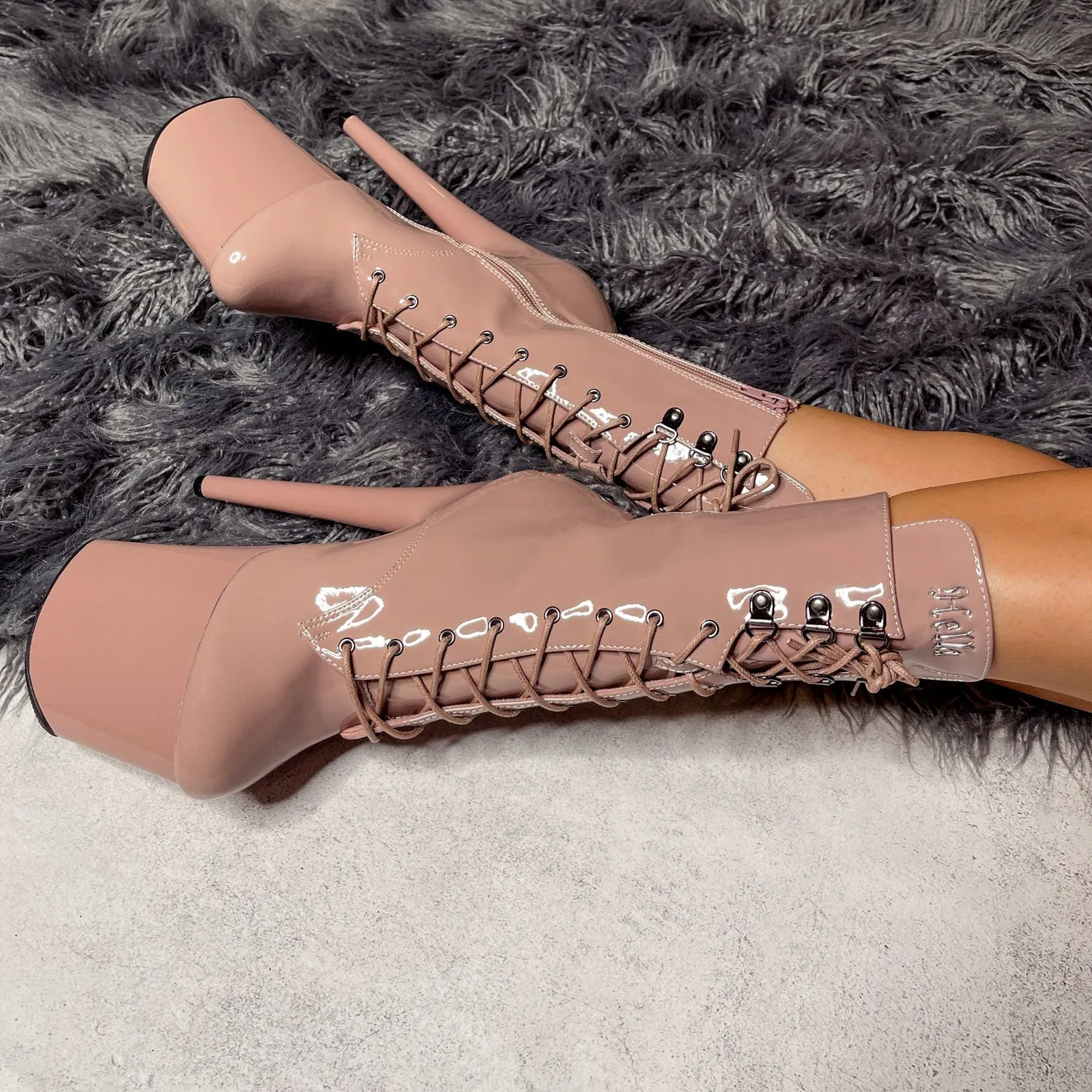 LipKit Boot Wide Fit - Boujee - 8 INCH