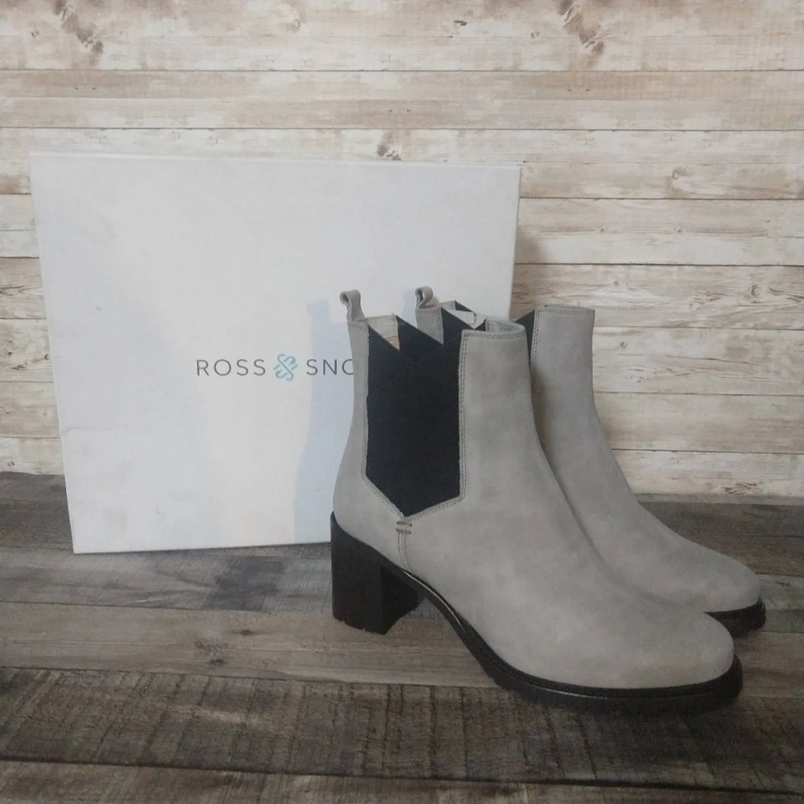 Ross & Snow Genuine Leather Chelsea Boots