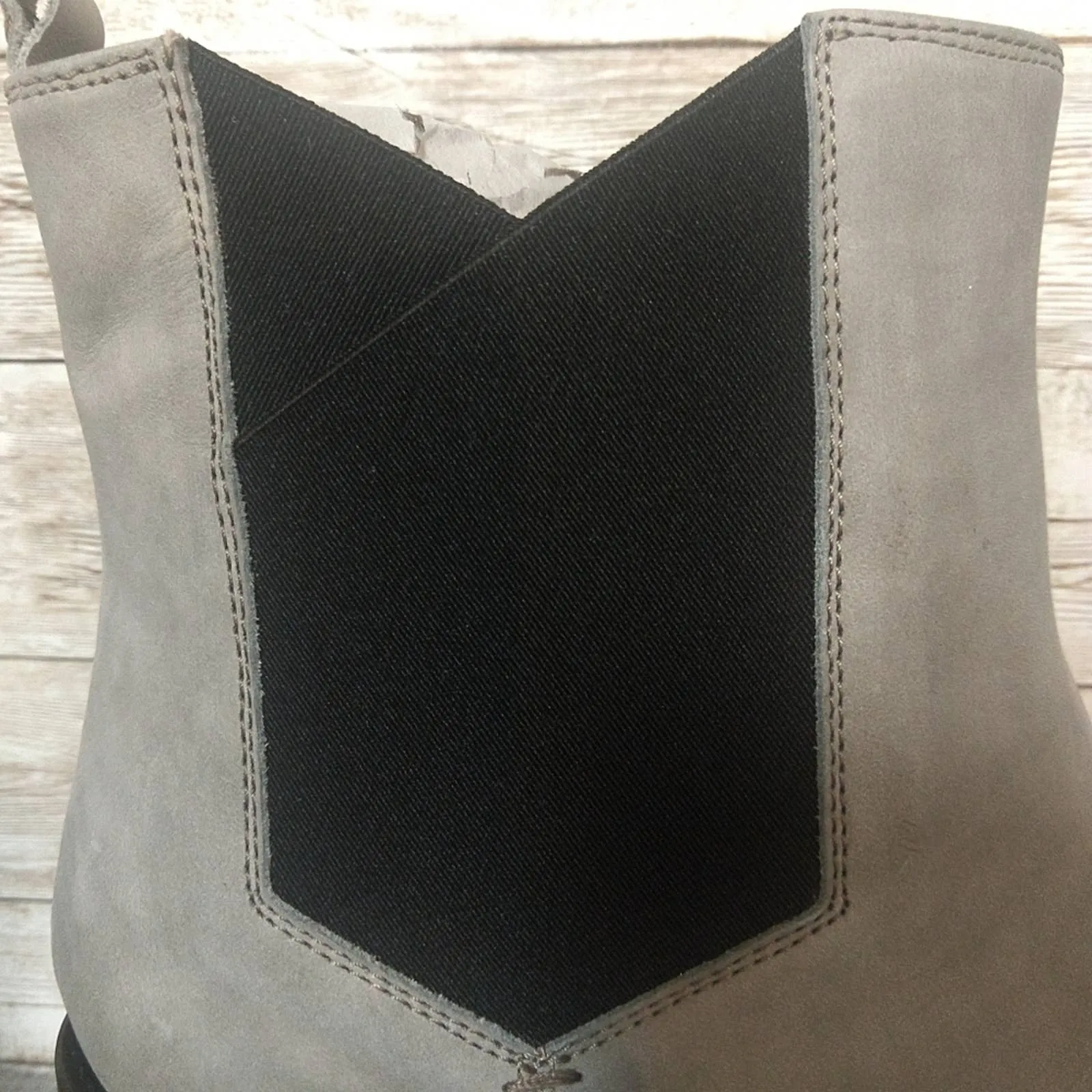 Ross & Snow Genuine Leather Chelsea Boots