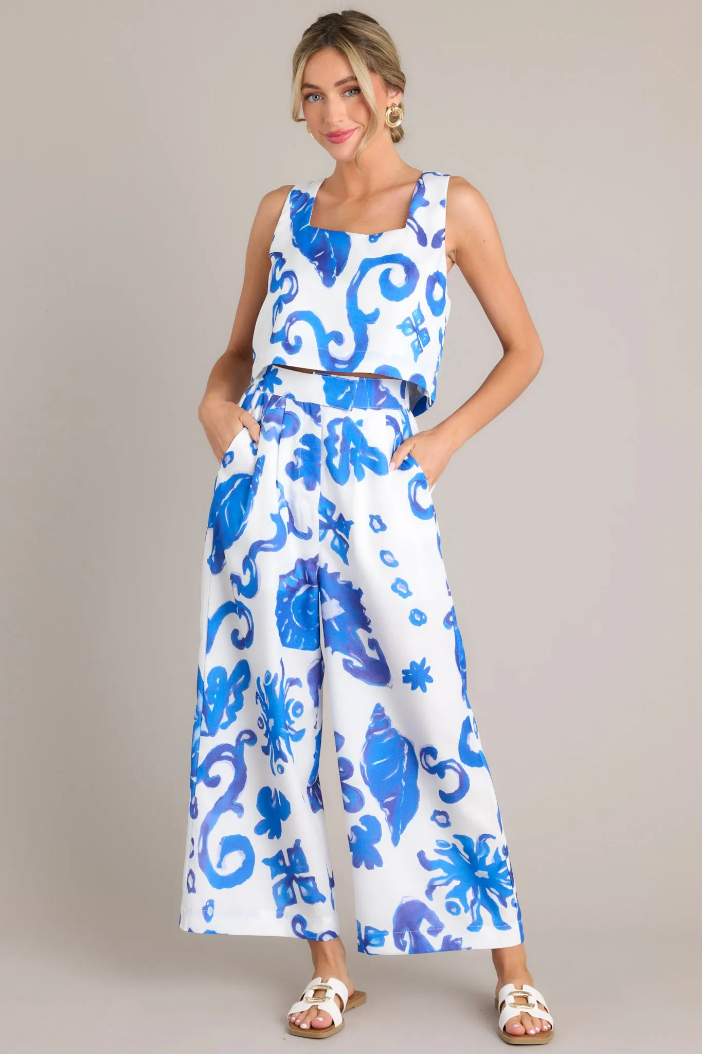 Sundrenched Escapes Blue & White Tropical Print Pants