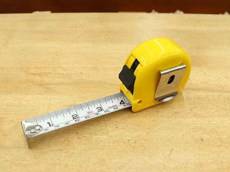 Tajima Tape Measure: Hi-Lock 5 meters / 16feet