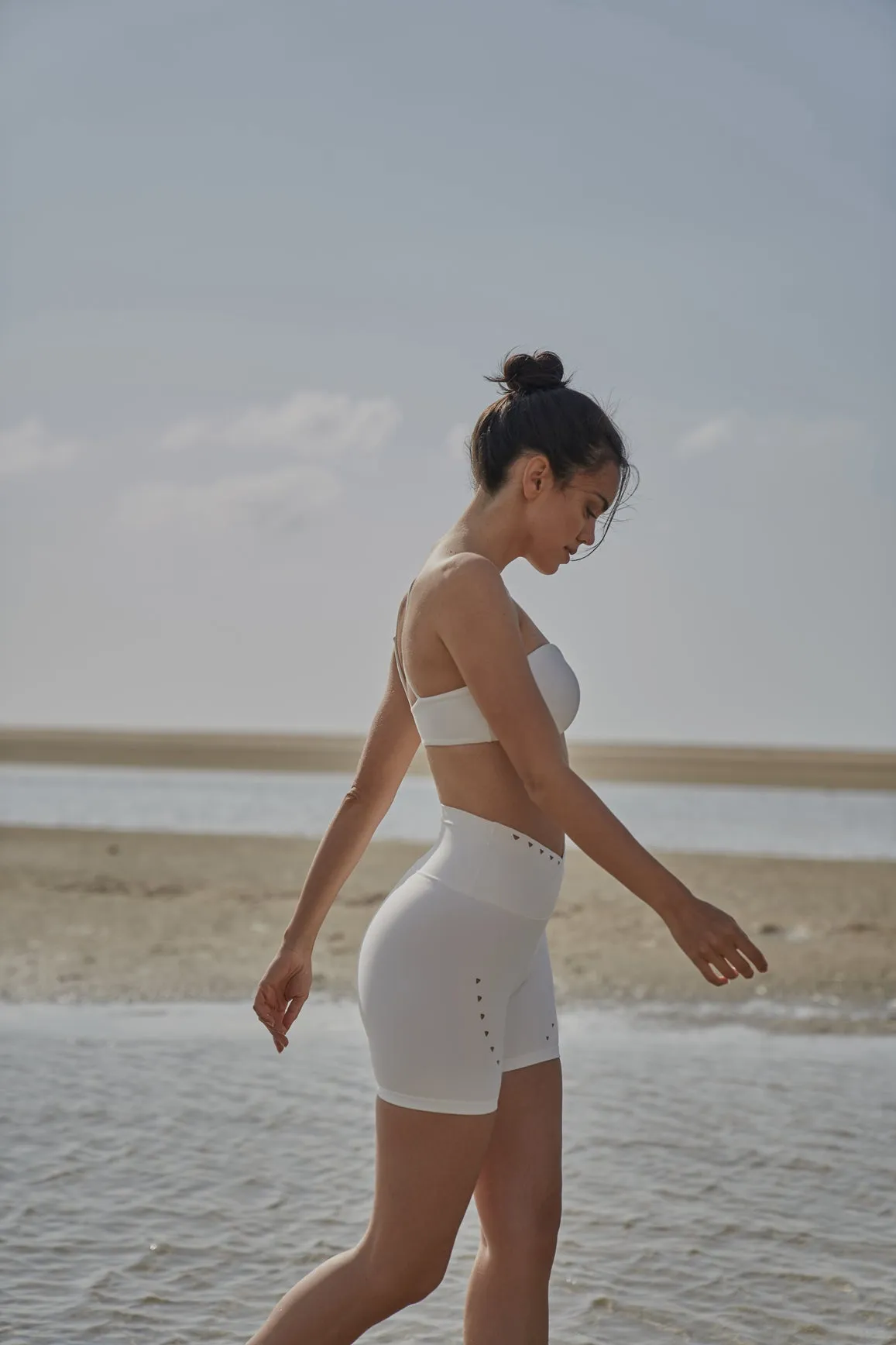 V-waist Laser Cut Sports Short